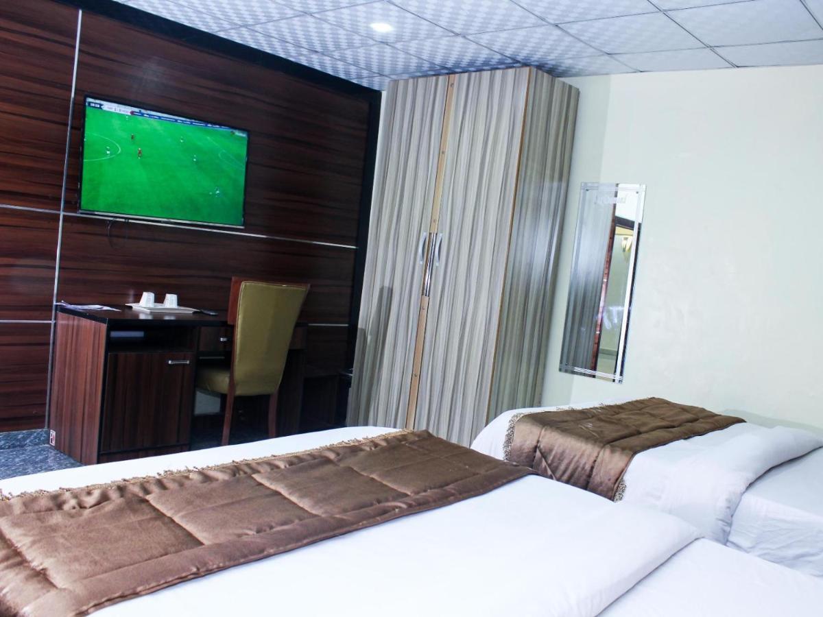 Six Diamond Hotel Ikeja Eksteriør billede