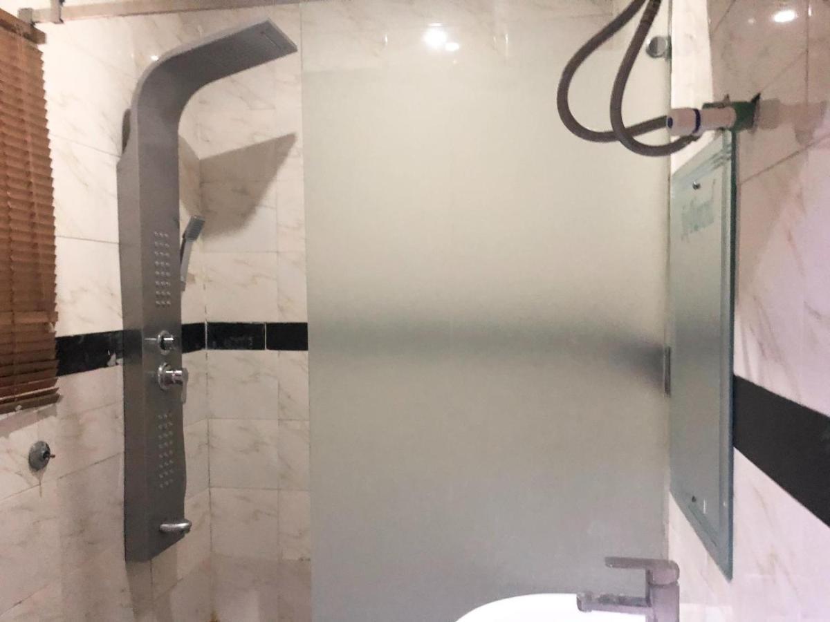 Six Diamond Hotel Ikeja Eksteriør billede